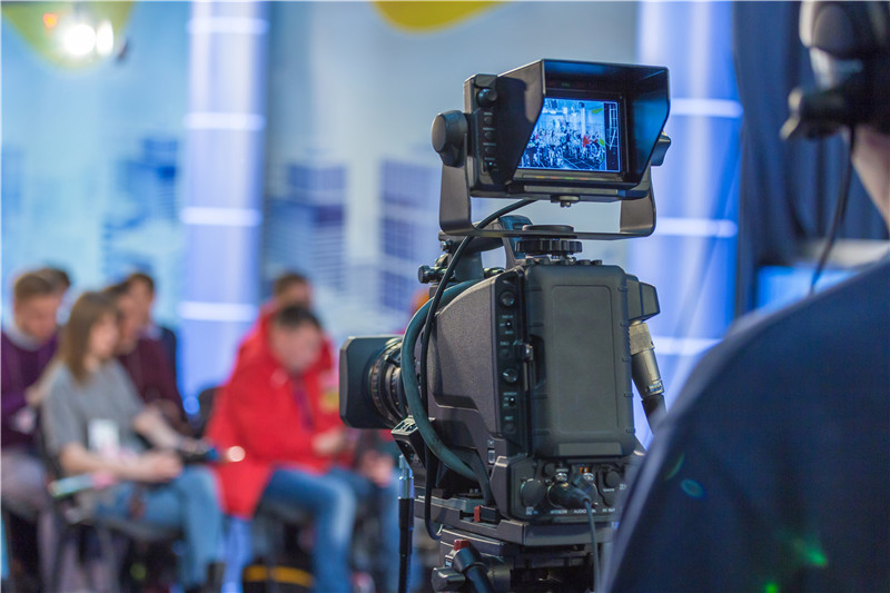 宣傳片的故事情節(jié)是否需要進(jìn)行分鏡腳本和故事板設(shè)計？以下是易企宣的解答